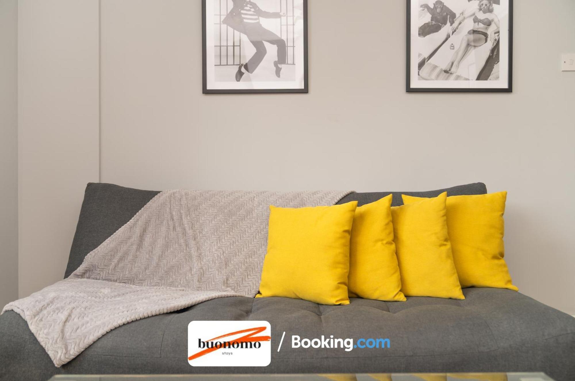 Two Bedroom Apartment By Buonomo Stays Short Lets & Serviced Accommodation With Balcony Londýn Exteriér fotografie